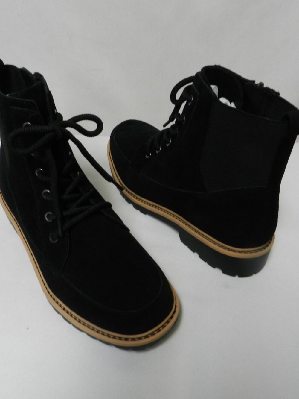 Crown Vintage Shay Suede Size 10 ankle zip boots booties black NEW faux lace up